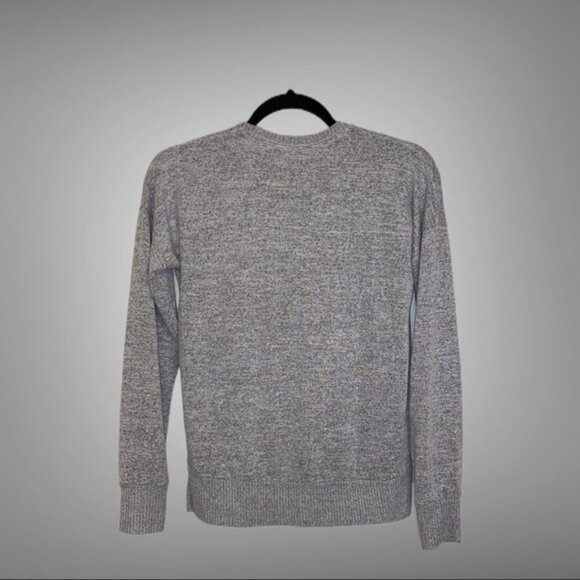 Abercrombie & Finch Sweater - Picture 2 of 6